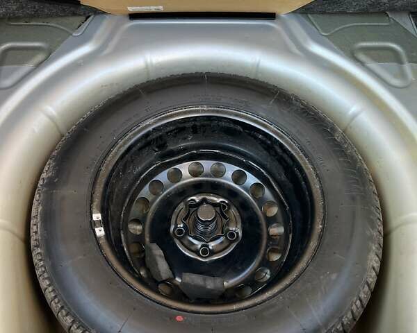 Серый Шкода Октавия, объемом двигателя 1.4 л и пробегом 182 тыс. км за 6300 $, фото 15 на Automoto.ua