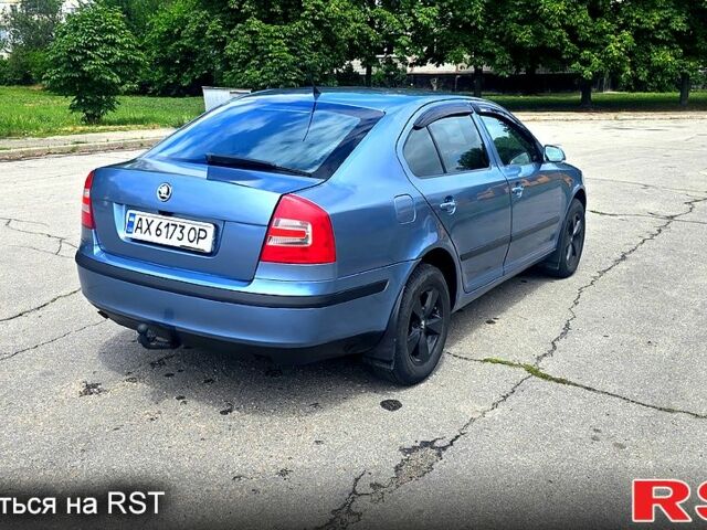 Серый Шкода Октавия, объемом двигателя 1.6 л и пробегом 320 тыс. км за 5999 $, фото 3 на Automoto.ua
