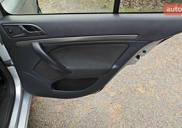 Серый Шкода Октавия, объемом двигателя 1.98 л и пробегом 224 тыс. км за 4899 $, фото 13 на Automoto.ua