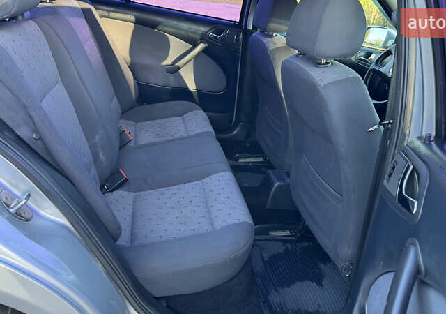 Сірий Шкода Октавія, об'ємом двигуна 1.6 л та пробігом 360 тис. км за 4499 $, фото 20 на Automoto.ua