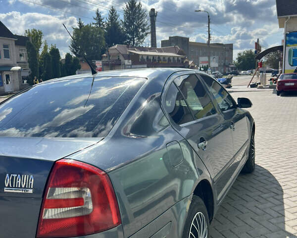 Серый Шкода Октавия, объемом двигателя 1.9 л и пробегом 264 тыс. км за 5700 $, фото 4 на Automoto.ua