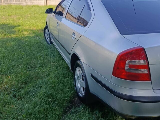 Серый Шкода Октавия, объемом двигателя 2 л и пробегом 188 тыс. км за 5700 $, фото 3 на Automoto.ua