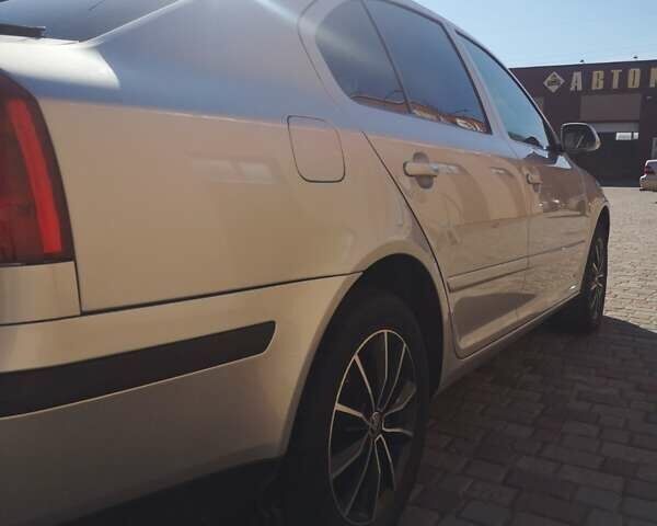 Серый Шкода Октавия, объемом двигателя 1.9 л и пробегом 290 тыс. км за 6900 $, фото 5 на Automoto.ua