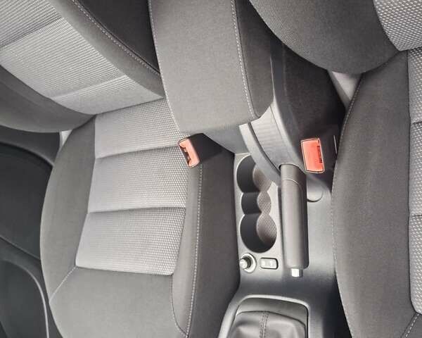 Сірий Шкода Октавія, об'ємом двигуна 1.6 л та пробігом 139 тис. км за 7990 $, фото 46 на Automoto.ua