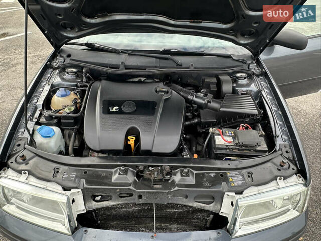 Серый Шкода Октавия, объемом двигателя 1.6 л и пробегом 155 тыс. км за 6700 $, фото 26 на Automoto.ua