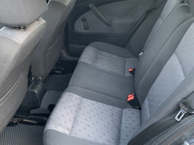 Сірий Шкода Октавія, об'ємом двигуна 1.6 л та пробігом 275 тис. км за 5750 $, фото 17 на Automoto.ua