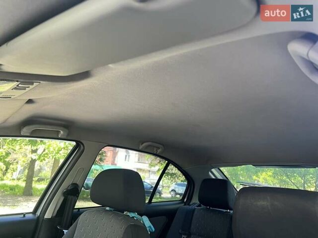 Сірий Шкода Октавія, об'ємом двигуна 1.6 л та пробігом 217 тис. км за 5500 $, фото 1 на Automoto.ua