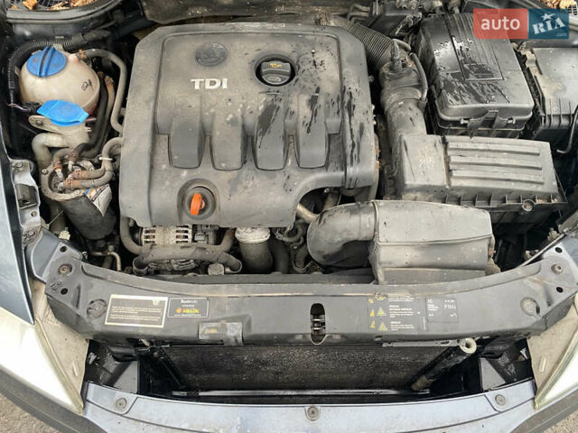 Серый Шкода Октавия, объемом двигателя 2 л и пробегом 250 тыс. км за 3150 $, фото 18 на Automoto.ua