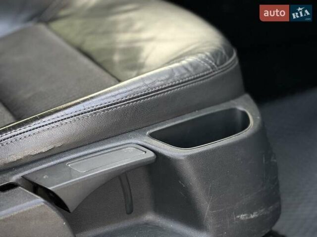 Серый Шкода Октавия, объемом двигателя 1.97 л и пробегом 288 тыс. км за 4800 $, фото 50 на Automoto.ua