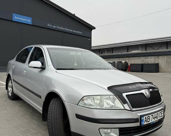 Серый Шкода Октавия, объемом двигателя 1.6 л и пробегом 285 тыс. км за 5850 $, фото 3 на Automoto.ua