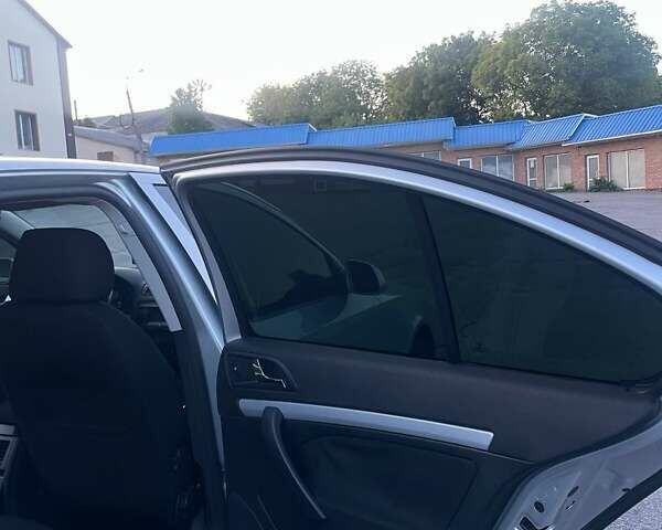 Серый Шкода Октавия, объемом двигателя 1.8 л и пробегом 254 тыс. км за 5700 $, фото 6 на Automoto.ua