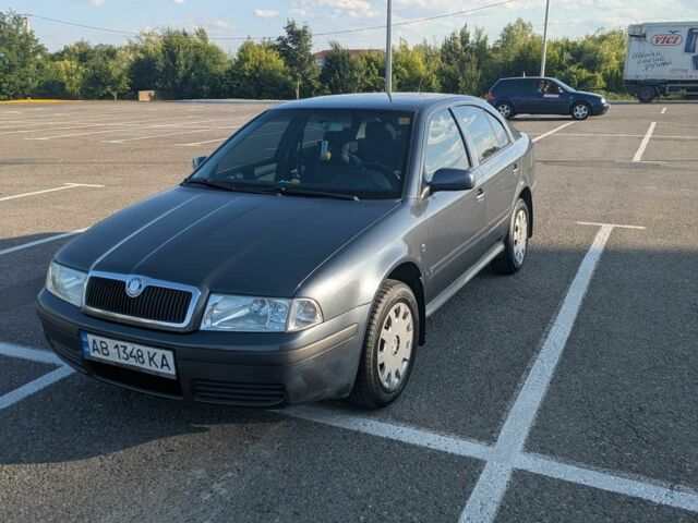 Сірий Шкода Октавія, об'ємом двигуна 1.6 л та пробігом 230 тис. км за 5300 $, фото 1 на Automoto.ua
