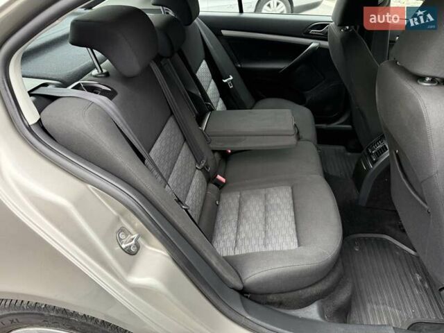 Шкода Октавия 2009 в Хусте на Automoto.ua Серый Шкода Октавия, объемом двигателя 1.4 л и пробегом 200 тыс. км за 6199 $, фото 47 на Automoto.ua