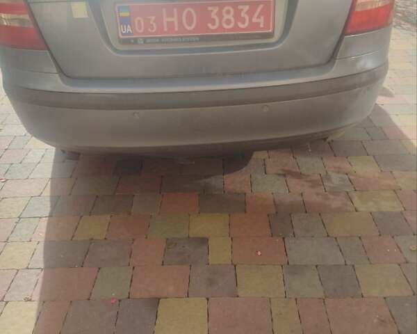 Серый Шкода Октавия, объемом двигателя 1.6 л и пробегом 237 тыс. км за 5500 $, фото 1 на Automoto.ua