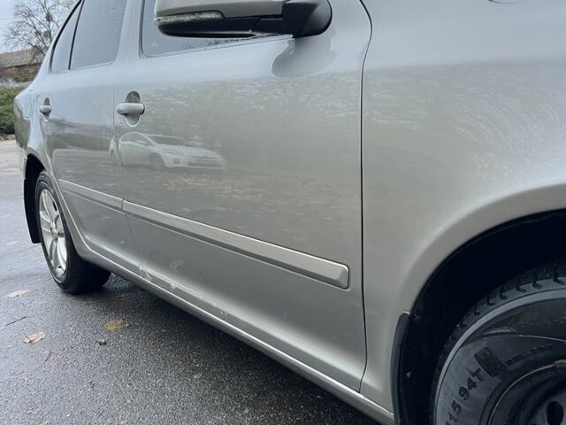 Серый Шкода Октавия, объемом двигателя 1.6 л и пробегом 210 тыс. км за 6099 $, фото 3 на Automoto.ua