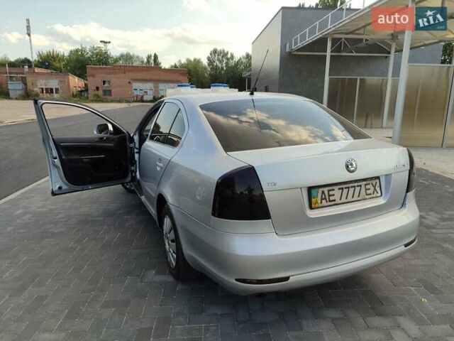 Серый Шкода Октавия, объемом двигателя 1.6 л и пробегом 260 тыс. км за 5700 $, фото 4 на Automoto.ua