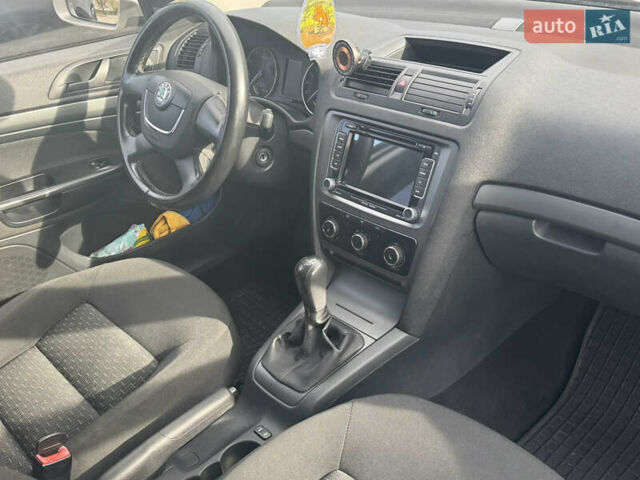 Шкода Октавія 2009 у Вінниці на Automoto.ua Сірий Шкода Октавія, об'ємом двигуна 1.6 л та пробігом 158 тис. км за 6400 $, фото 4 на Automoto.ua