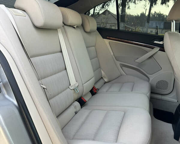 Сірий Шкода Октавія, об'ємом двигуна 1.39 л та пробігом 265 тис. км за 6900 $, фото 32 на Automoto.ua