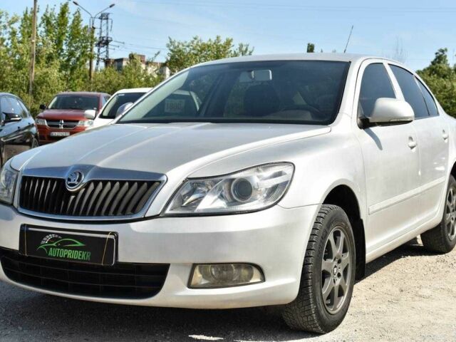 Серый Шкода Октавия, объемом двигателя 1.8 л и пробегом 187 тыс. км за 5950 $, фото 5 на Automoto.ua