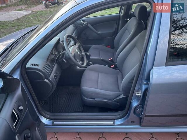 Серый Шкода Октавия, объемом двигателя 1.6 л и пробегом 213 тыс. км за 5600 $, фото 15 на Automoto.ua