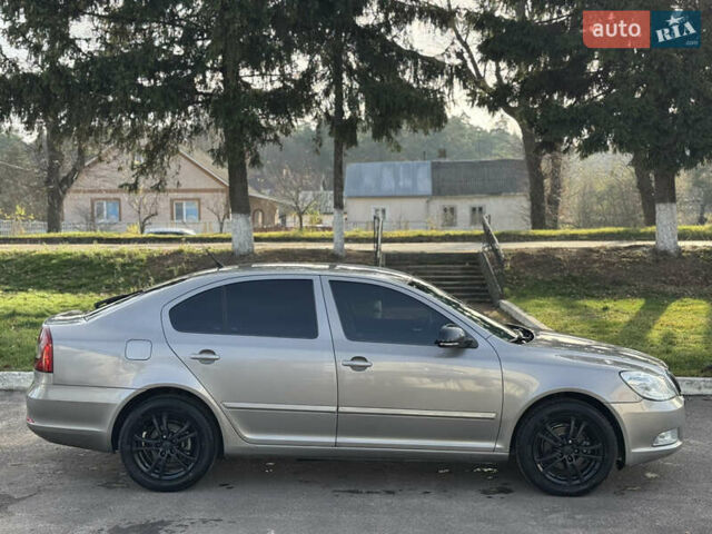 Сірий Шкода Октавія, об'ємом двигуна 1.39 л та пробігом 265 тис. км за 6900 $, фото 7 на Automoto.ua