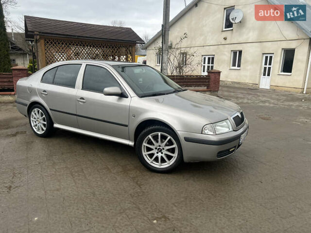 Сірий Шкода Октавія, об'ємом двигуна 1.6 л та пробігом 256 тис. км за 5899 $, фото 3 на Automoto.ua