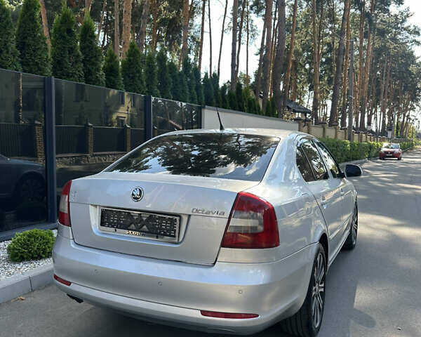 Серый Шкода Октавия, объемом двигателя 1.4 л и пробегом 205 тыс. км за 6800 $, фото 10 на Automoto.ua