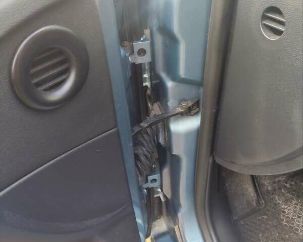 Серый Шкода Октавия, объемом двигателя 1.6 л и пробегом 237 тыс. км за 5500 $, фото 16 на Automoto.ua