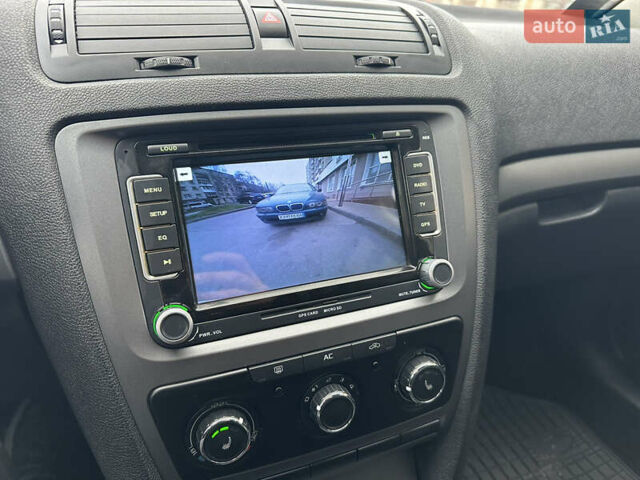 Серый Шкода Октавия, объемом двигателя 1.6 л и пробегом 159 тыс. км за 7499 $, фото 65 на Automoto.ua