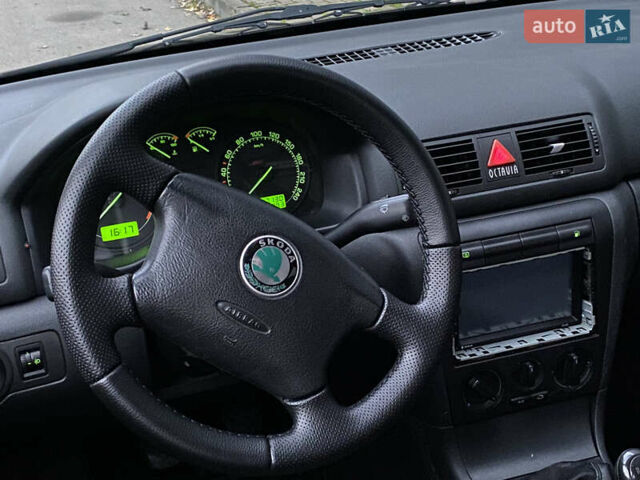 Сірий Шкода Октавія, об'ємом двигуна 1.6 л та пробігом 200 тис. км за 5700 $, фото 24 на Automoto.ua
