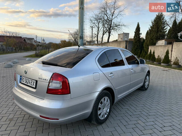 Серый Шкода Октавия, объемом двигателя 1.8 л и пробегом 260 тыс. км за 8999 $, фото 43 на Automoto.ua