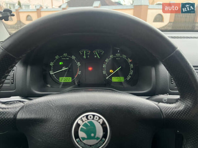 Сірий Шкода Октавія, об'ємом двигуна 1.6 л та пробігом 256 тис. км за 5899 $, фото 23 на Automoto.ua