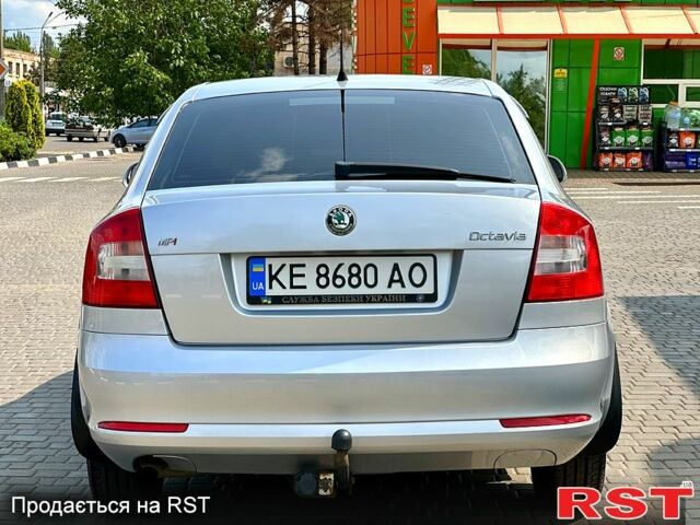 Сірий Шкода Октавія, об'ємом двигуна 1.6 л та пробігом 175 тис. км за 8900 $, фото 5 на Automoto.ua