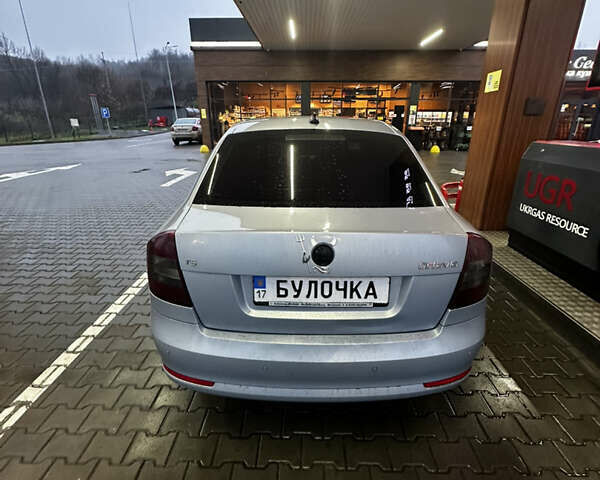 Серый Шкода Октавия, объемом двигателя 1.4 л и пробегом 320 тыс. км за 6500 $, фото 1 на Automoto.ua