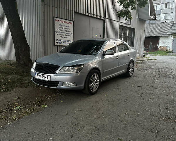 Серый Шкода Октавия, объемом двигателя 1.4 л и пробегом 320 тыс. км за 6850 $, фото 1 на Automoto.ua