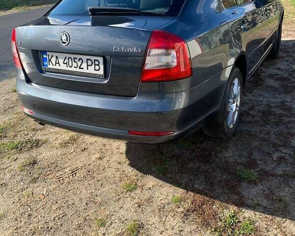 Серый Шкода Октавия, объемом двигателя 1.8 л и пробегом 203 тыс. км за 6700 $, фото 10 на Automoto.ua