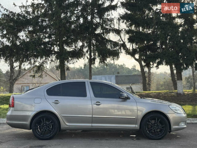 Сірий Шкода Октавія, об'ємом двигуна 1.39 л та пробігом 265 тис. км за 6900 $, фото 8 на Automoto.ua