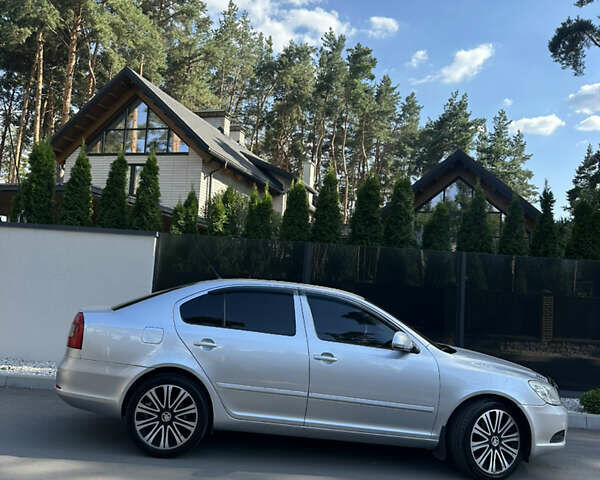 Серый Шкода Октавия, объемом двигателя 1.4 л и пробегом 205 тыс. км за 6800 $, фото 3 на Automoto.ua