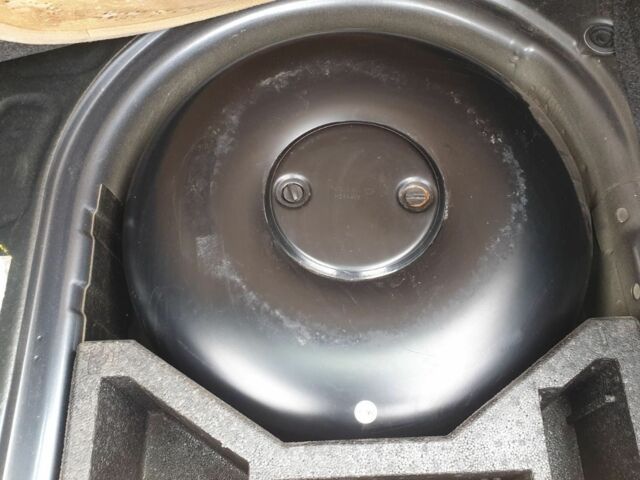 Серый Шкода Октавия, объемом двигателя 1.6 л и пробегом 250 тыс. км за 5552 $, фото 9 на Automoto.ua