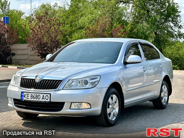 Сірий Шкода Октавія, об'ємом двигуна 1.6 л та пробігом 175 тис. км за 8900 $, фото 2 на Automoto.ua