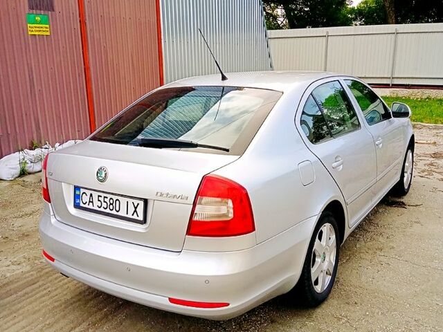 Серый Шкода Октавия, объемом двигателя 1.4 л и пробегом 209 тыс. км за 7250 $, фото 1 на Automoto.ua