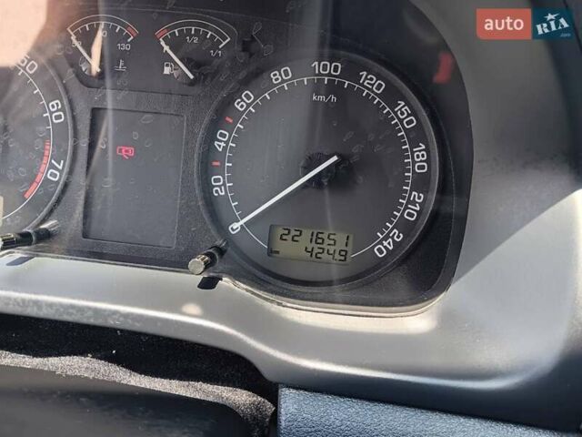 Сірий Шкода Октавія, об'ємом двигуна 1.6 л та пробігом 221 тис. км за 6599 $, фото 1 на Automoto.ua