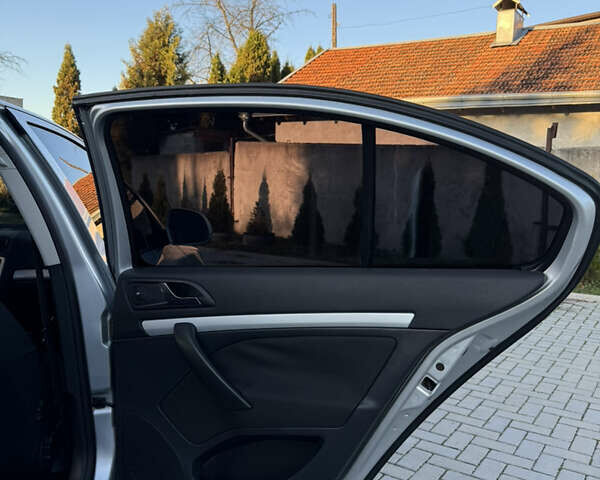 Серый Шкода Октавия, объемом двигателя 1.8 л и пробегом 260 тыс. км за 8999 $, фото 19 на Automoto.ua