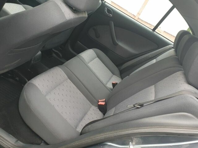 Серый Шкода Октавия, объемом двигателя 1.6 л и пробегом 250 тыс. км за 5552 $, фото 6 на Automoto.ua