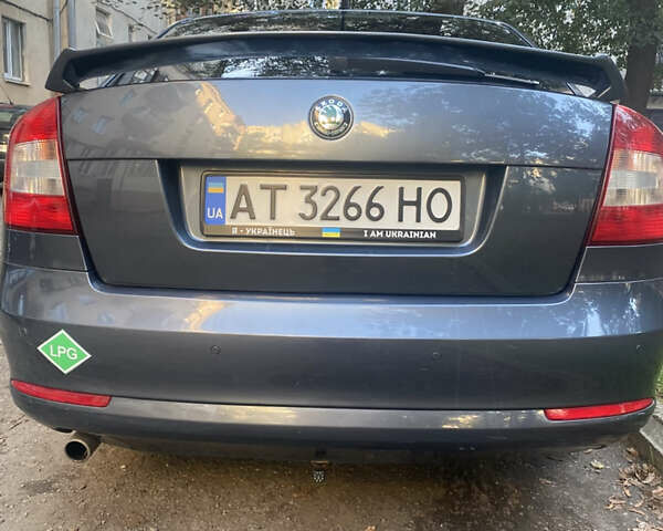 Сірий Шкода Октавія, об'ємом двигуна 1.6 л та пробігом 273 тис. км за 7700 $, фото 10 на Automoto.ua