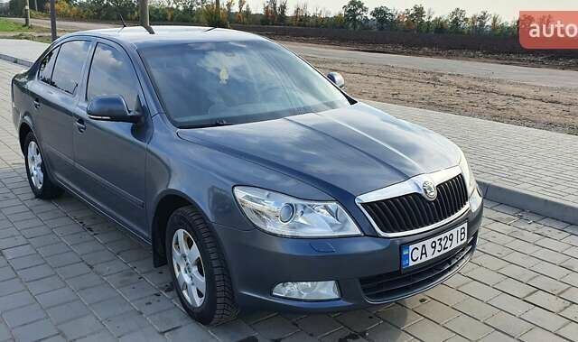 Сірий Шкода Октавія, об'ємом двигуна 1.8 л та пробігом 235 тис. км за 7800 $, фото 8 на Automoto.ua