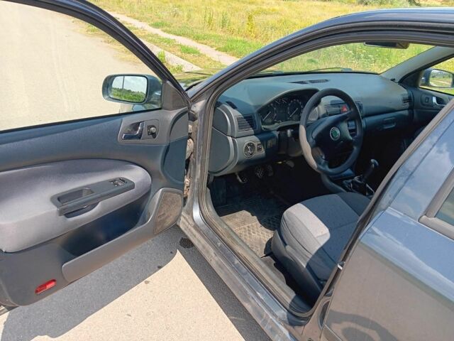 Серый Шкода Октавия, объемом двигателя 1.6 л и пробегом 221 тыс. км за 6400 $, фото 13 на Automoto.ua