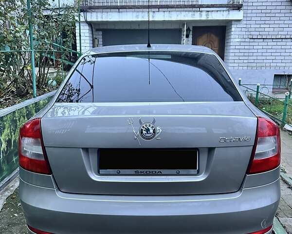 Сірий Шкода Октавія, об'ємом двигуна 1.6 л та пробігом 162 тис. км за 7000 $, фото 7 на Automoto.ua