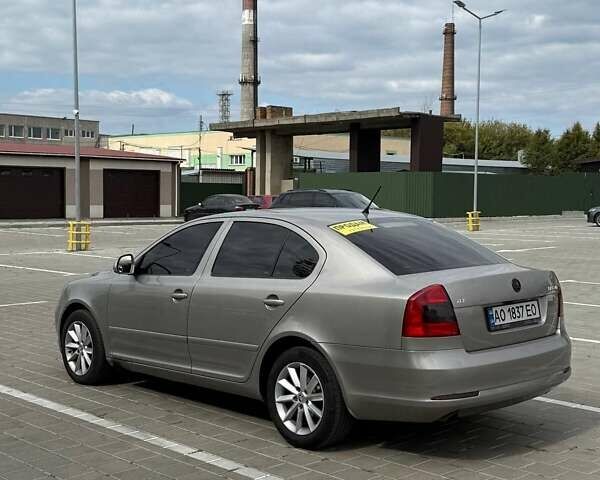 Серый Шкода Октавия, объемом двигателя 1.6 л и пробегом 201 тыс. км за 7800 $, фото 7 на Automoto.ua