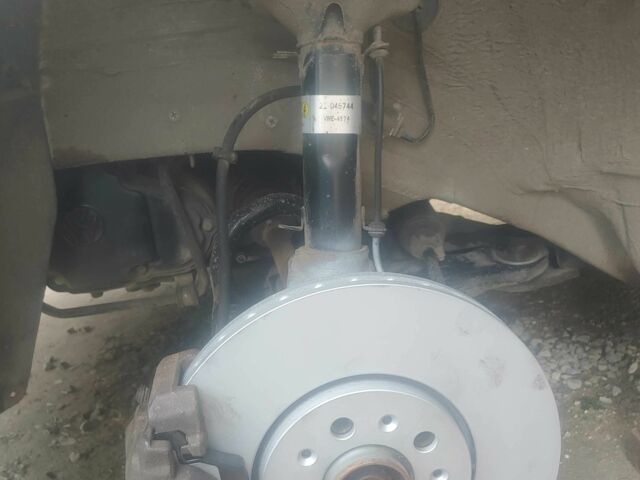 Серый Шкода Октавия, объемом двигателя 1.8 л и пробегом 140 тыс. км за 6736 $, фото 2 на Automoto.ua